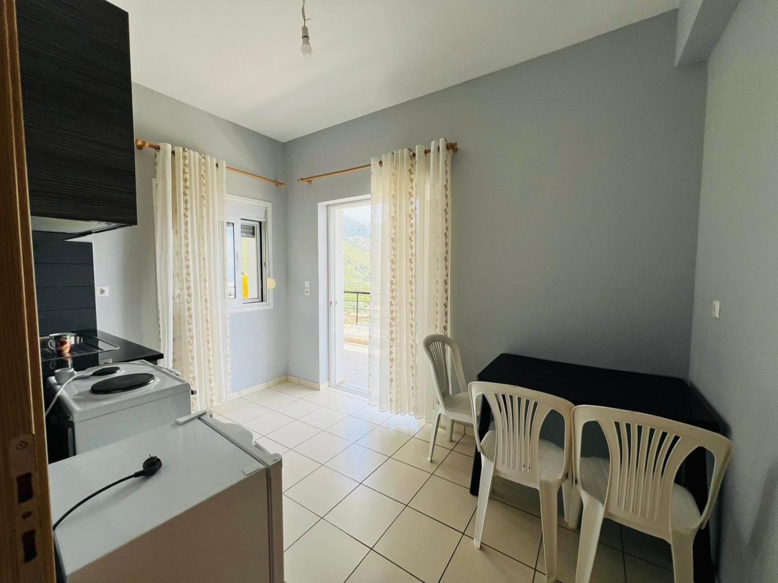 Apartments Aneta'S House Himare Buitenkant foto